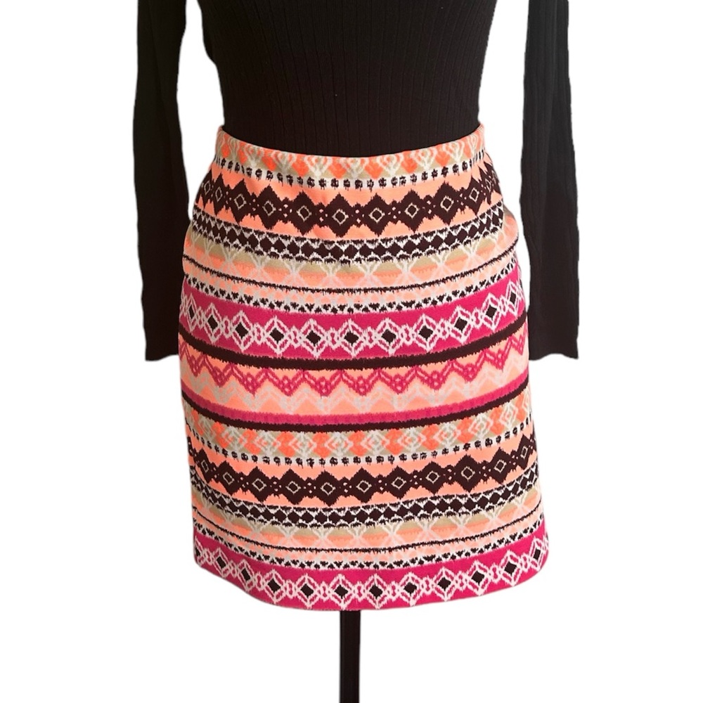 5/25$ ✨ Aztec Skirt
